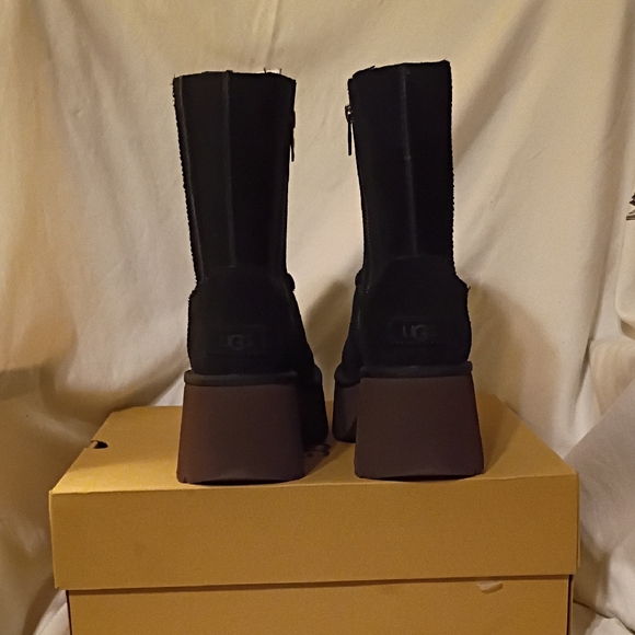 UGG Black Platform Boots - Picture 4 of 6